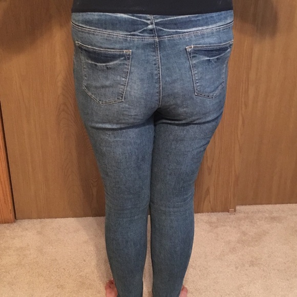 Maternity Jeans - Picture 3 of 3